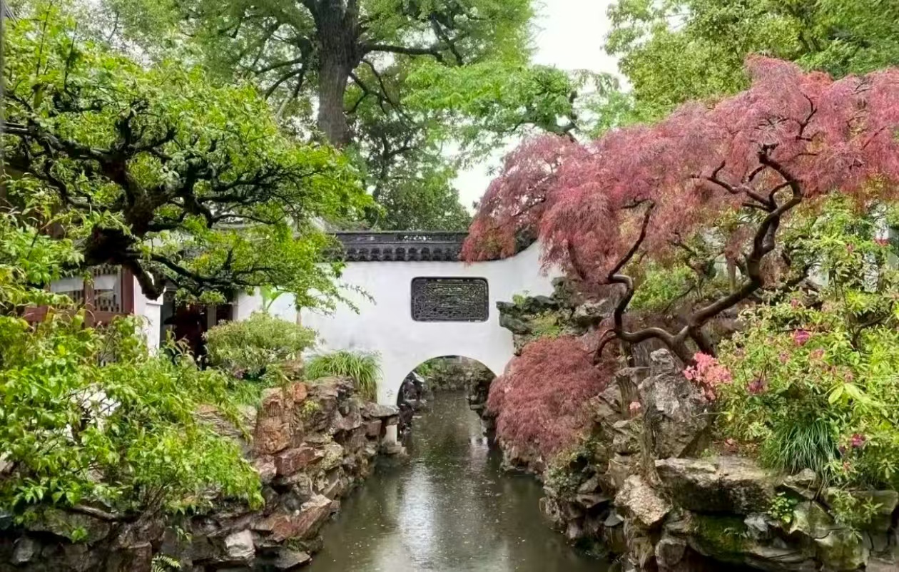 上博 — 新天地 — 田子坊 — 东方明珠 — 浦江夜游